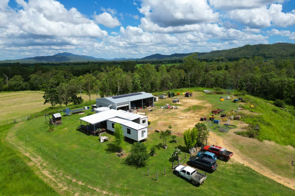 353 Pinnacle-Septimus Road, Pinnacle, QLD 4741 AUS