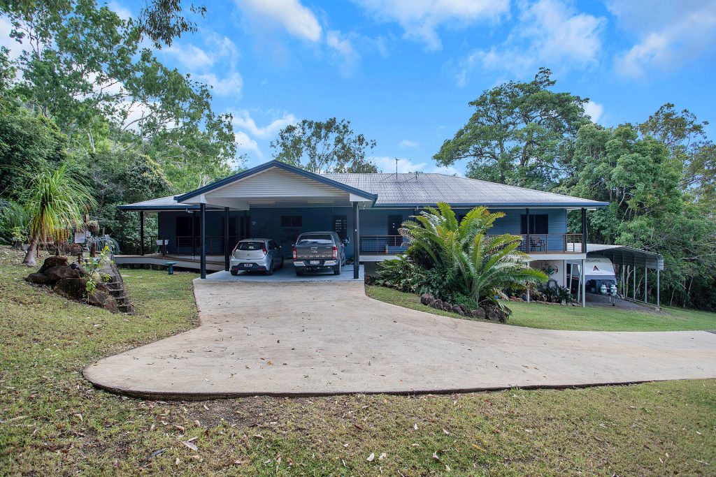 277 West Plane Creek Road, Sarina, QLD 4737 AUS