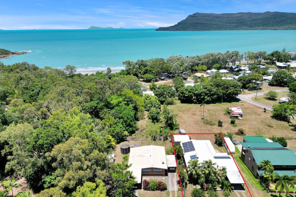 8 Sturgeon Street, Ball Bay, QLD 4741 AUS