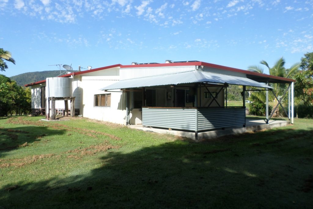 568 Wagoora-Yalboroo Road, Yalboroo, QLD 4741 AUS