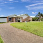 6 Edinburgh Place, Beaconsfield, QLD 4740 AUS