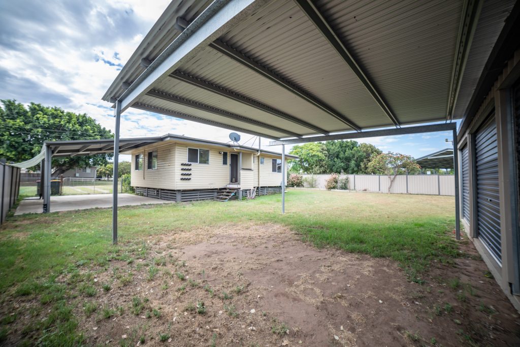 23 Armstrong Crescent, Dysart, QLD 4745 AUS