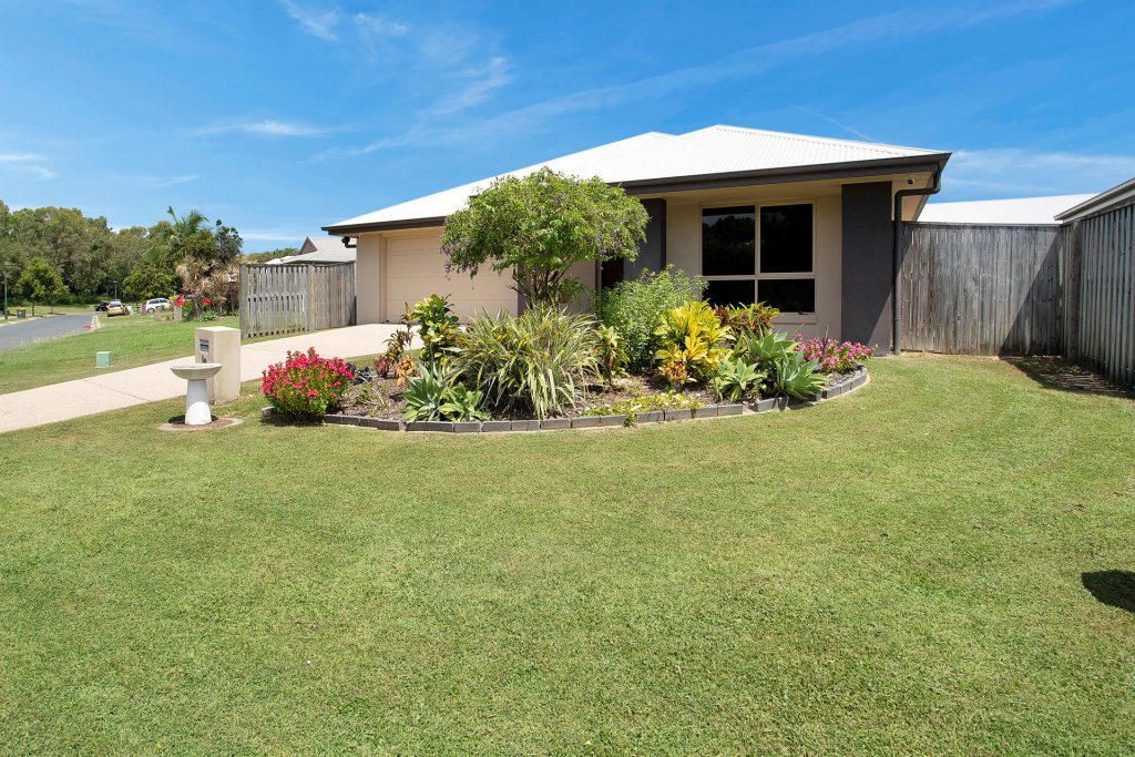 10 Newport Parade, Blacks Beach, QLD 4740 AUS