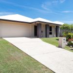 10 Newport Parade, Blacks Beach, QLD 4740 AUS