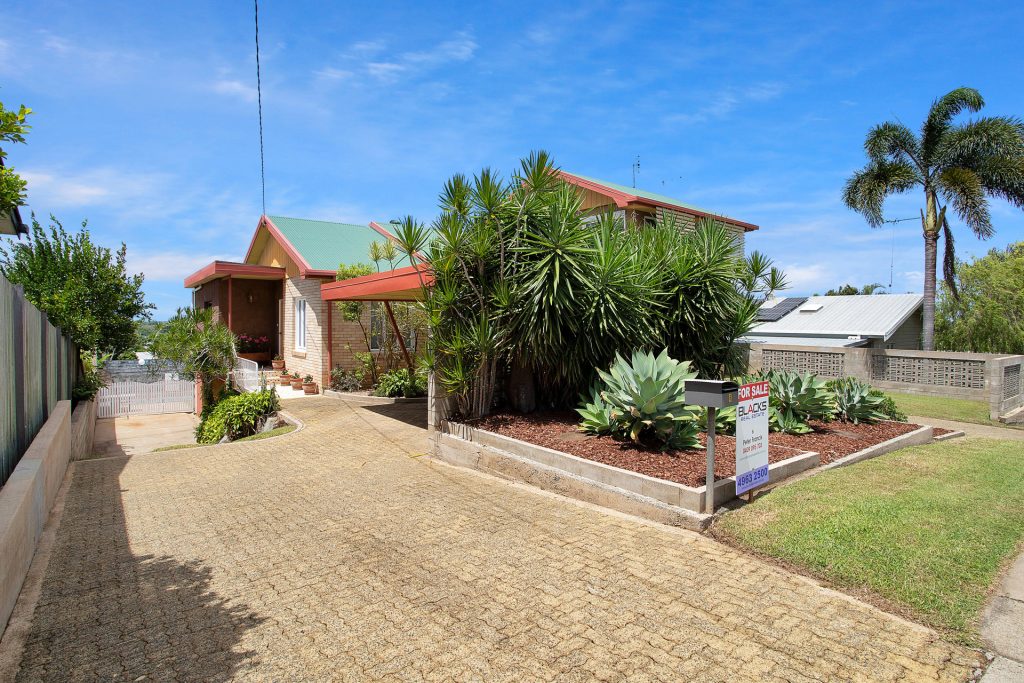 8 Norris Road, North Mackay, QLD 4740 AUS