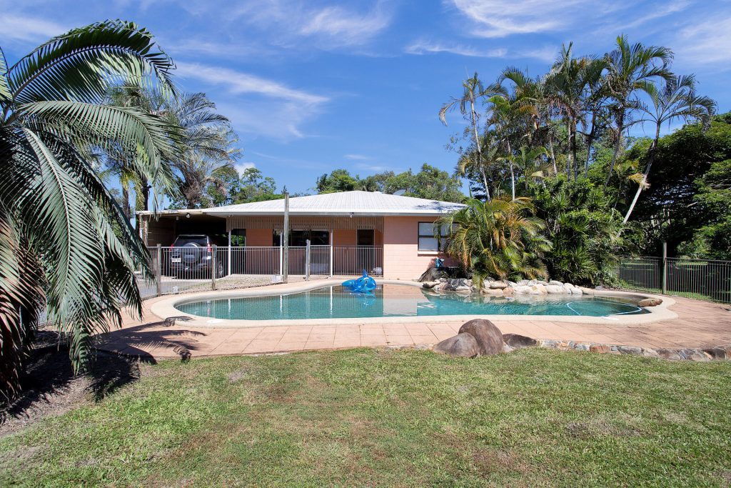 12 Coxs Road, Balnagowan, QLD 4740 AUS