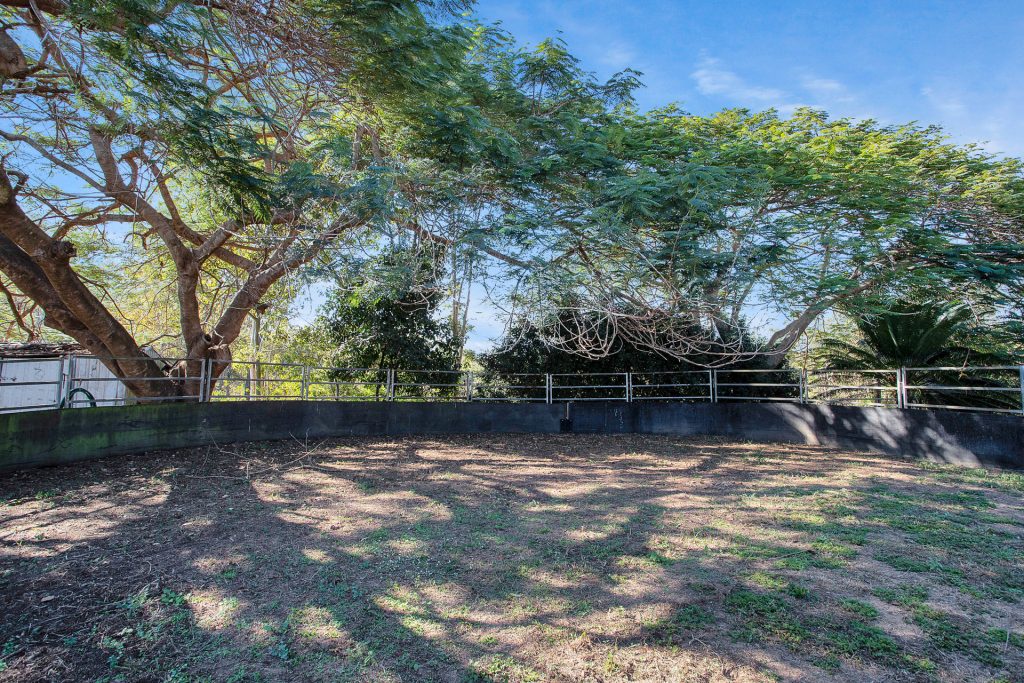 35 Lawrie Road, Sarina Range, QLD 4737 AUS