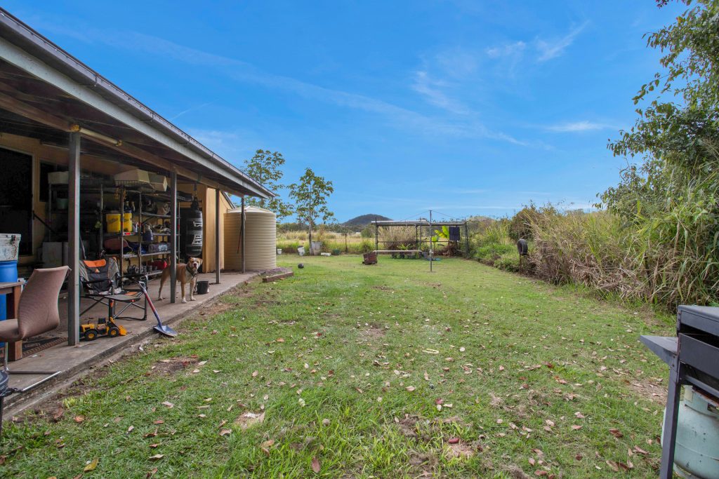 252 Cliftonville Road, Sarina, QLD 4737 AUS