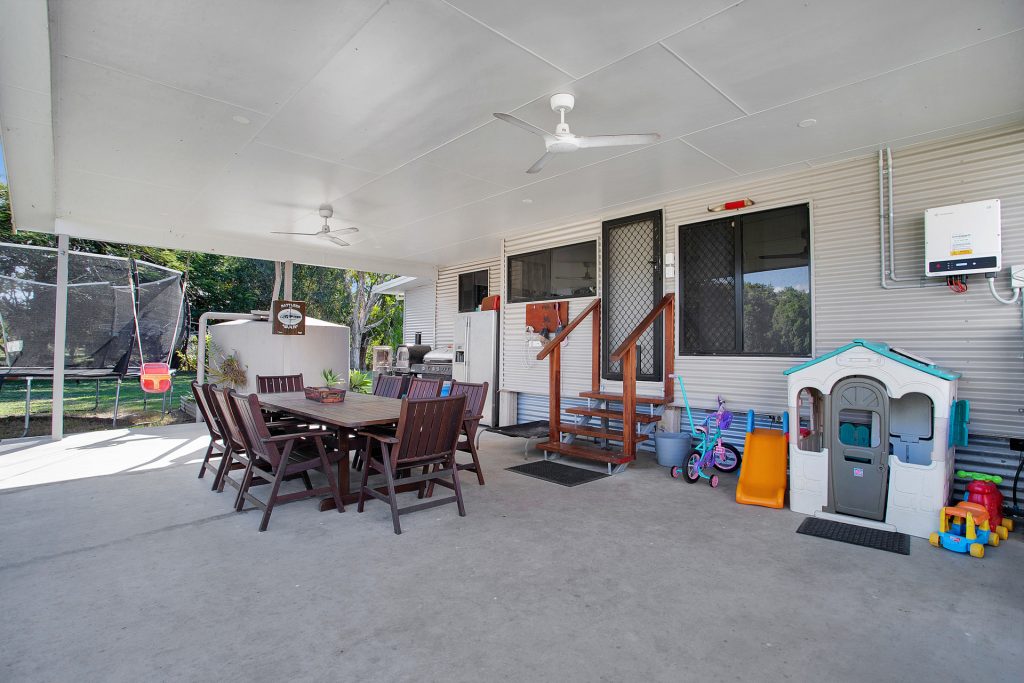 239-247 Oakenden Sarina Road, Oakenden, QLD 4741 AUS