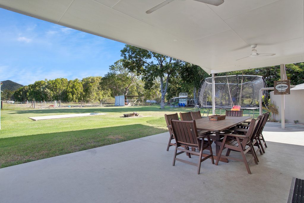 239-247 Oakenden Sarina Road, Oakenden, QLD 4741 AUS