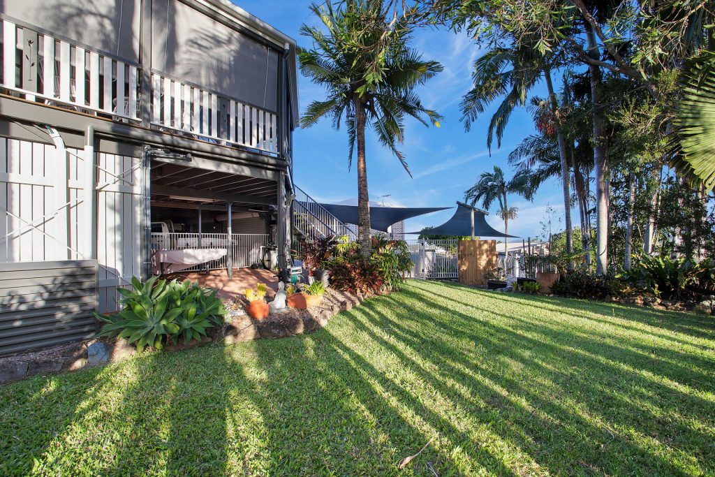 16 Chapman Court, Eimeo, QLD 4740 AUS