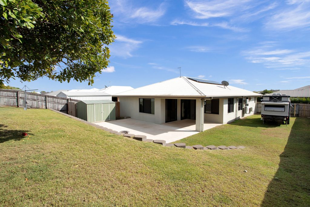 11 Turnbuckle Street, Bucasia, QLD 4750 AUS