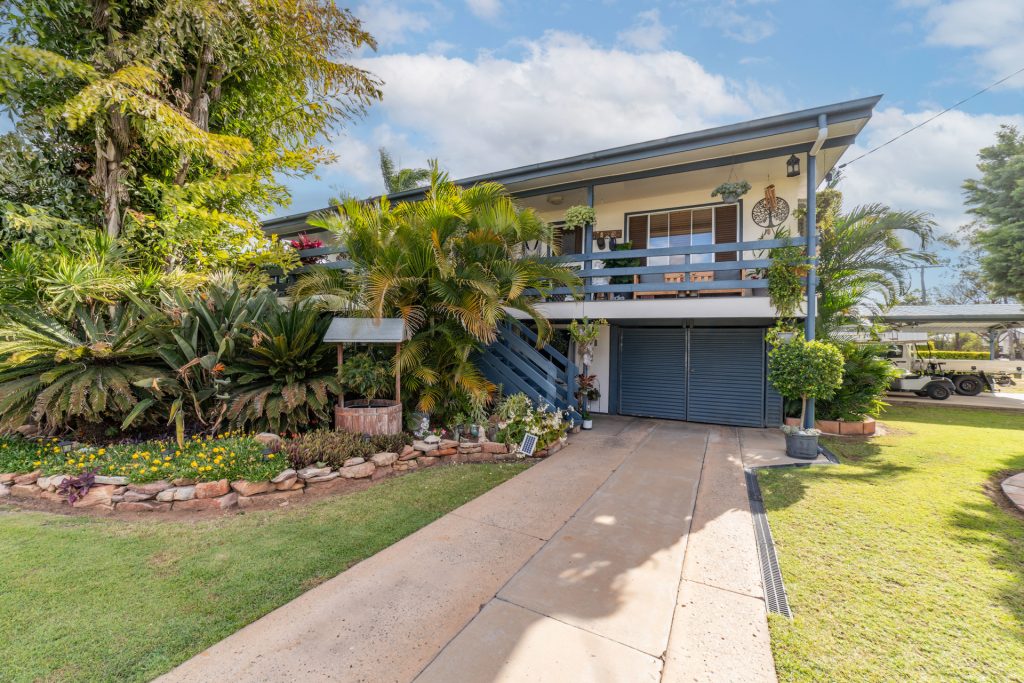 1 Connors Street, Dysart, QLD 4745 AUS