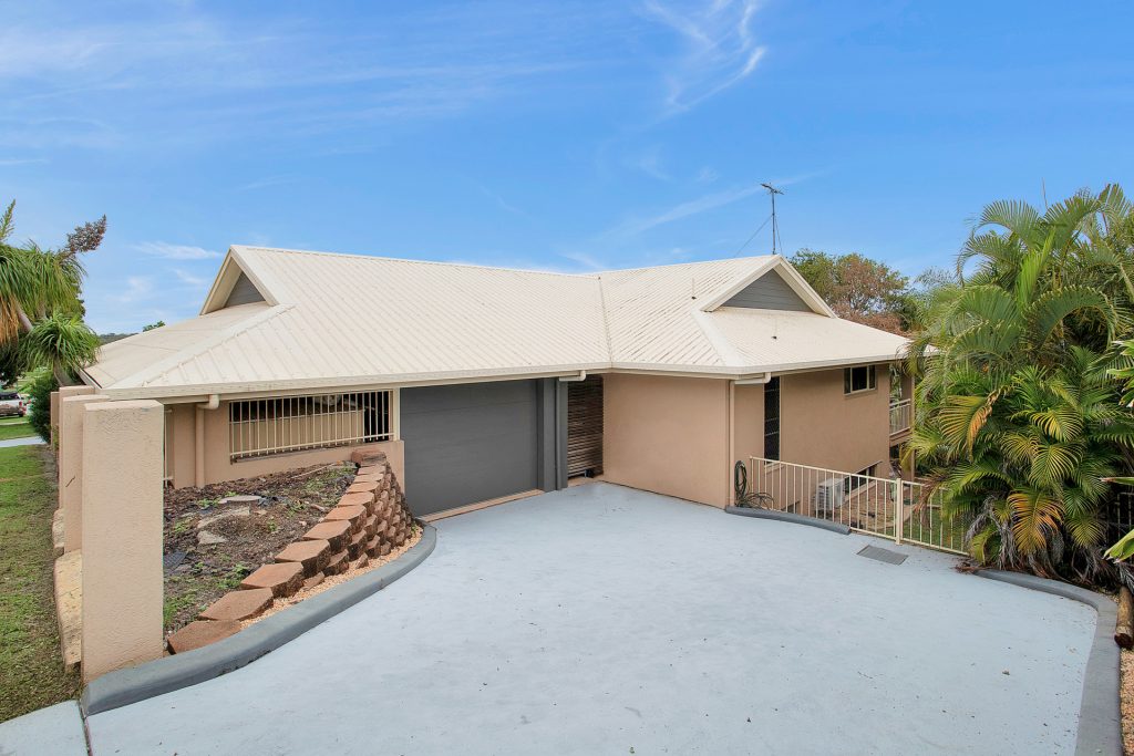 22 Adair Court, Rural View, QLD 4740 AUS