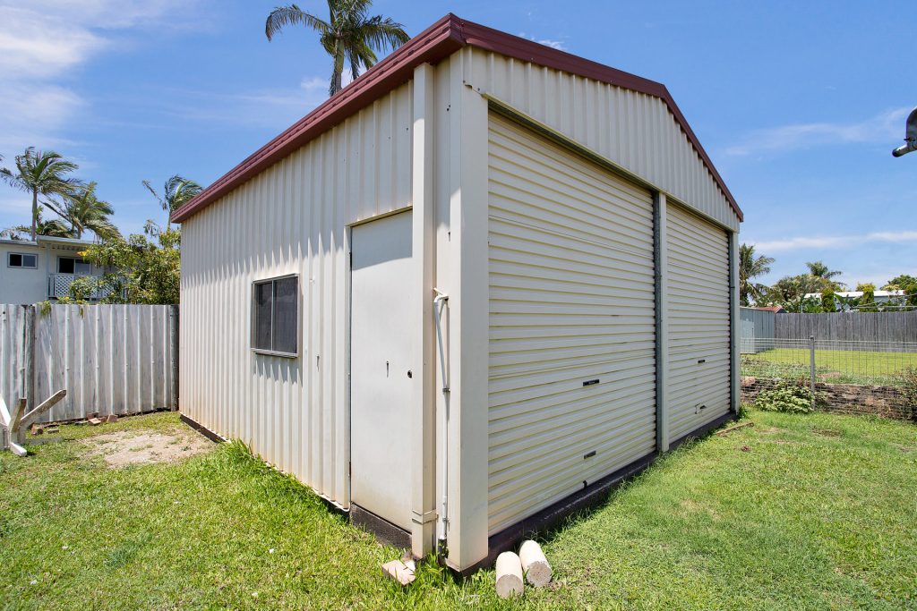 35 Tulloch Street, Ooralea, QLD 4740 AUS