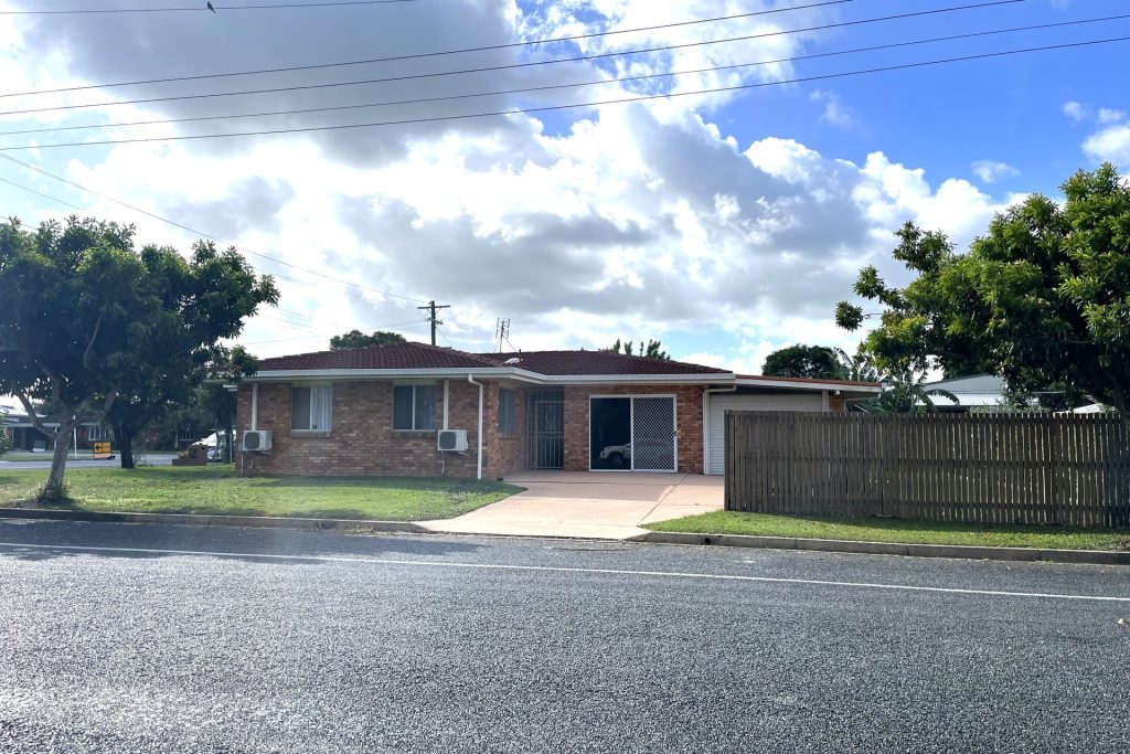 68 Mogford Street, West Mackay, QLD 4740 AUS