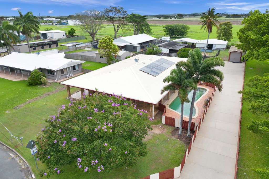 29 Bernborough Avenue, Ooralea, QLD 4740 AUS