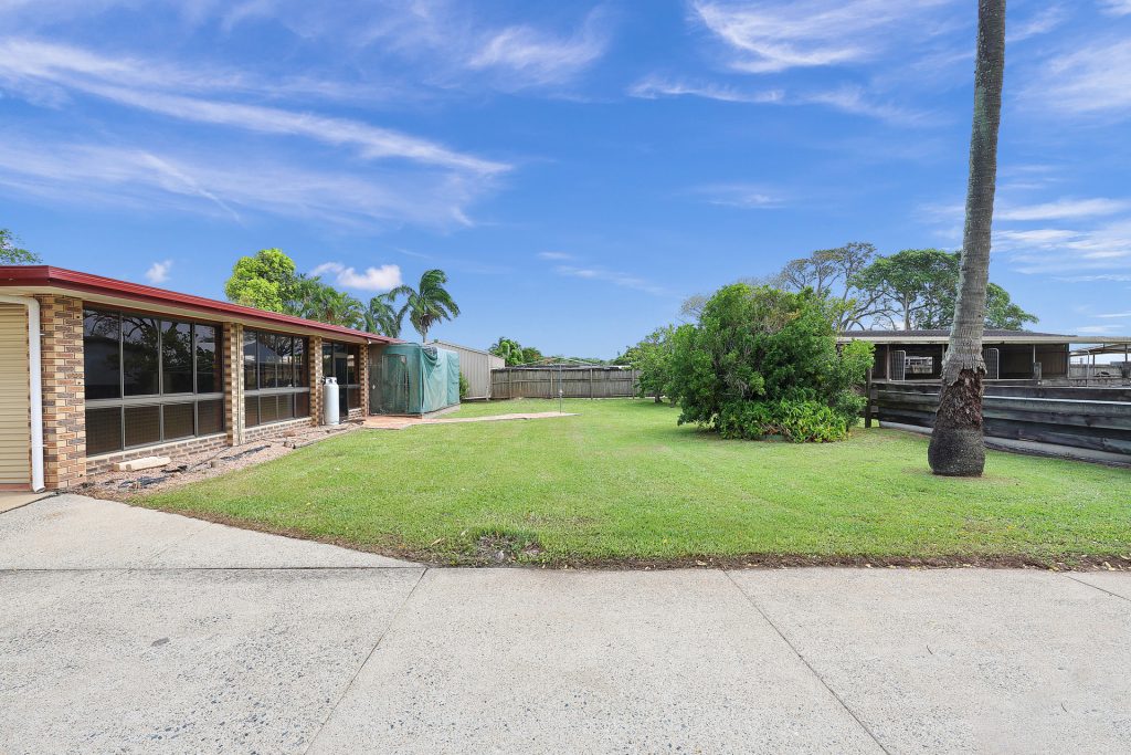 29 Bernborough Avenue, Ooralea, QLD 4740 AUS