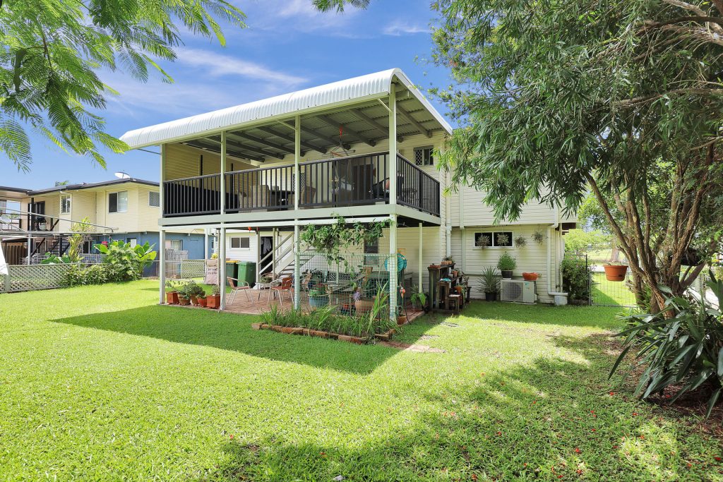 21 Lamb Street, South Mackay, QLD 4740 AUS