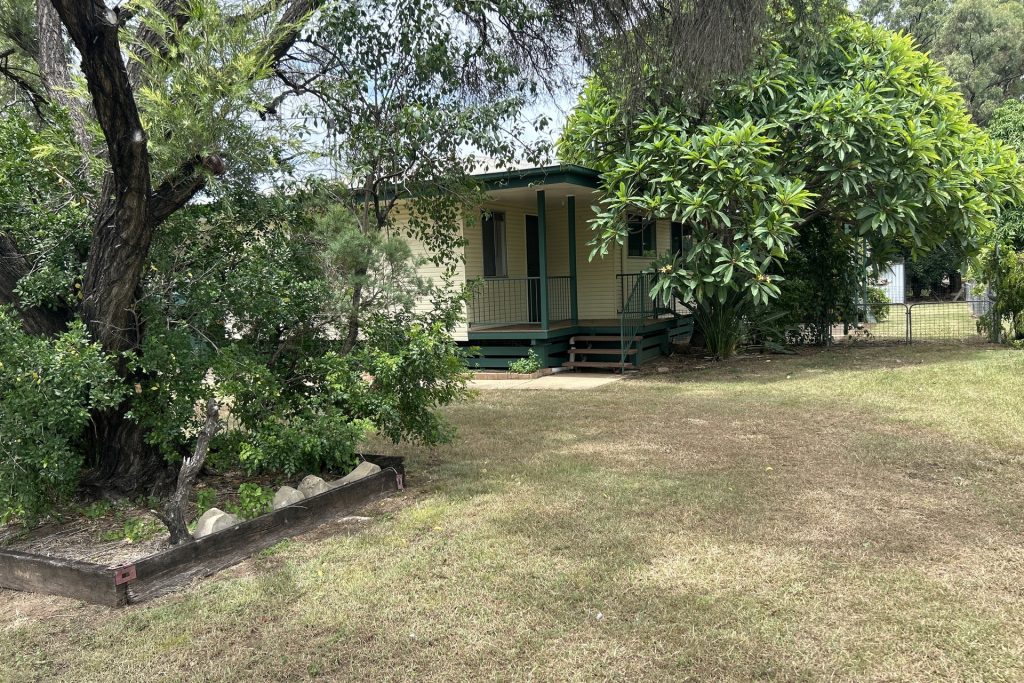 57 Beresford Crescent, Dysart, QLD 4745 AUS