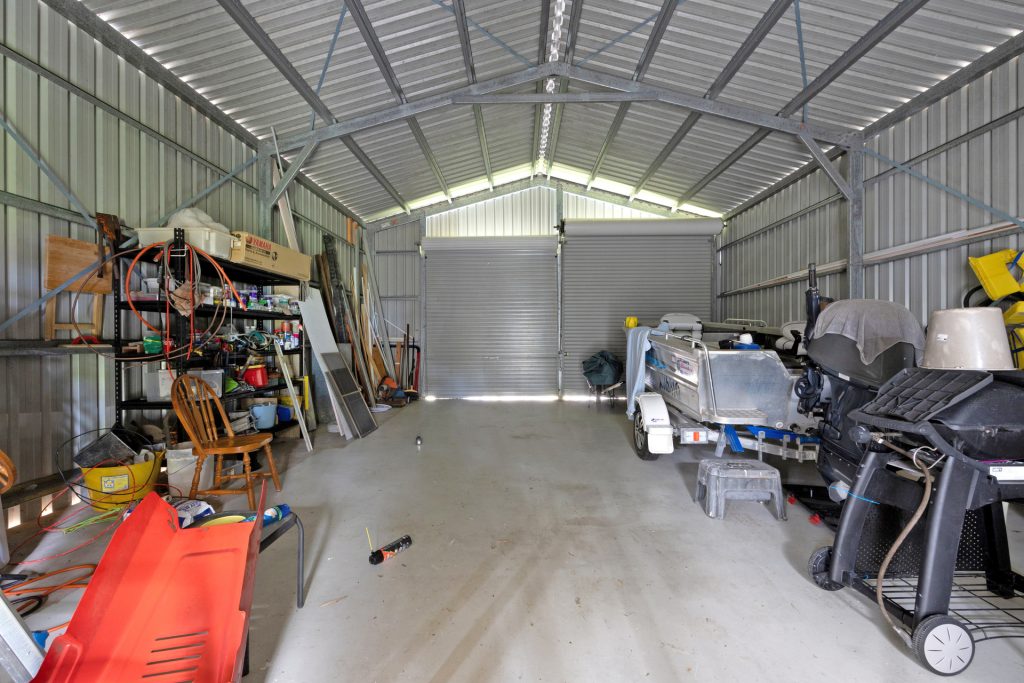 12 Murray Road, St Helens Beach, QLD 4798 AUS