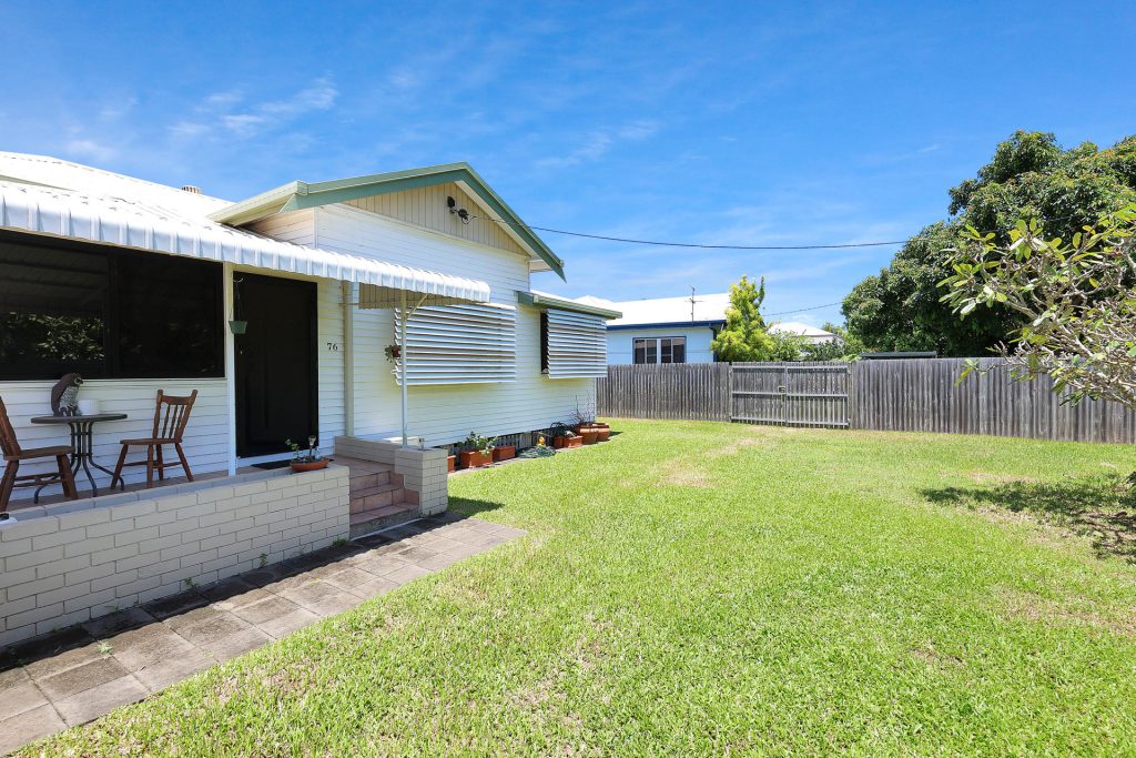 76 Lagoon Street, West Mackay, QLD 4740 AUS