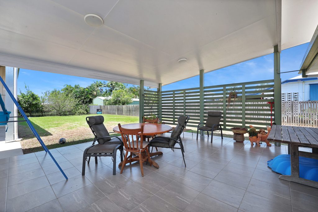 76 Lagoon Street, West Mackay, QLD 4740 AUS