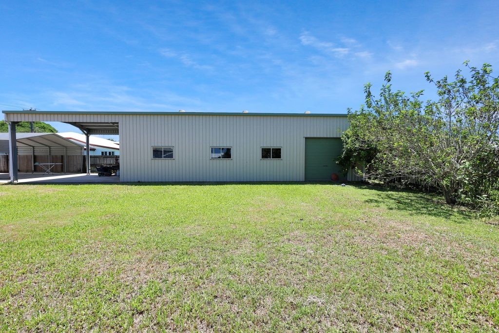 76 Lagoon Street, West Mackay, QLD 4740 AUS