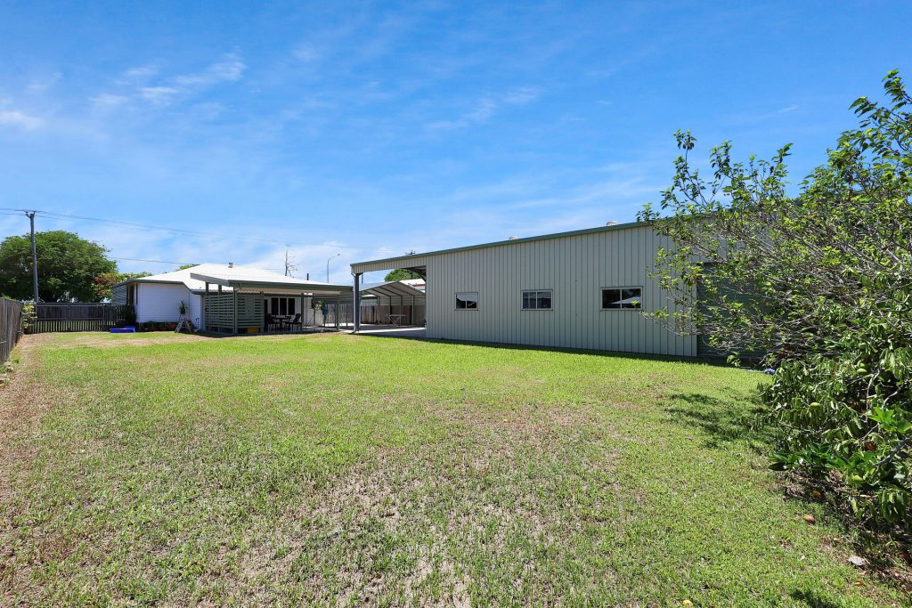 76 Lagoon Street, West Mackay, QLD 4740 AUS