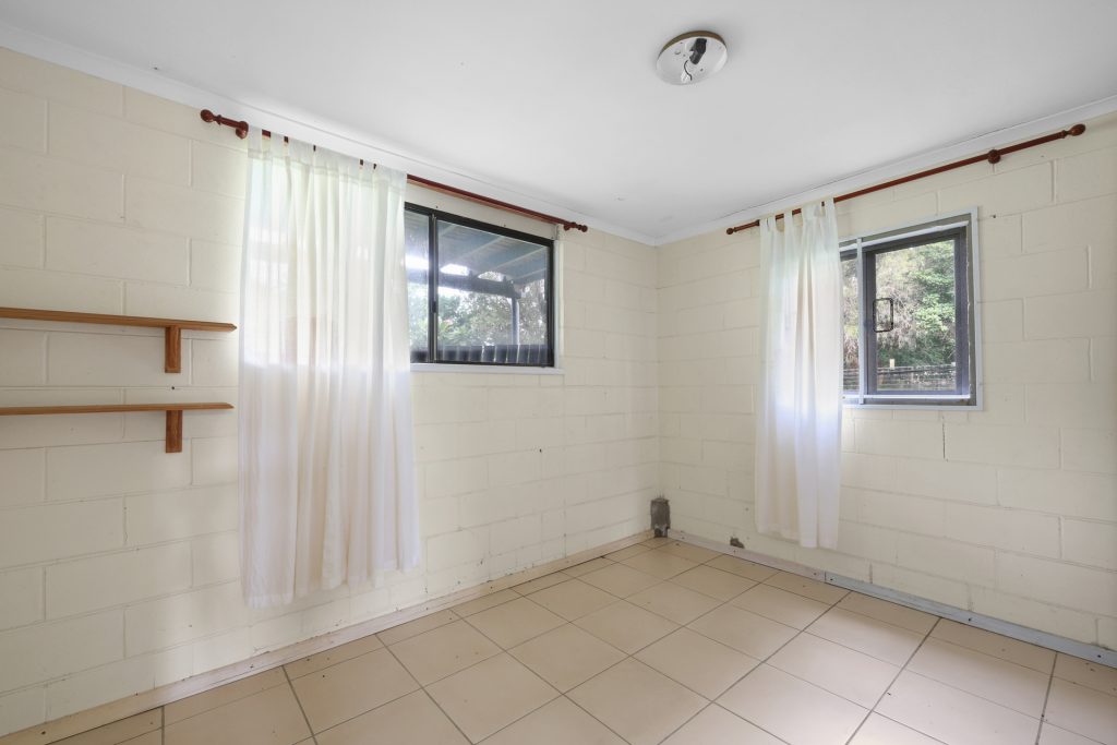 42A Bourke Street, Blacks Beach, QLD 4740 AUS