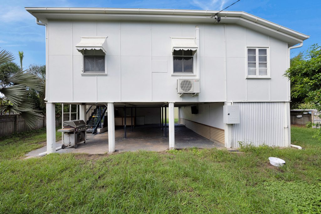 14 Paul Street, Marian, QLD 4753 AUS