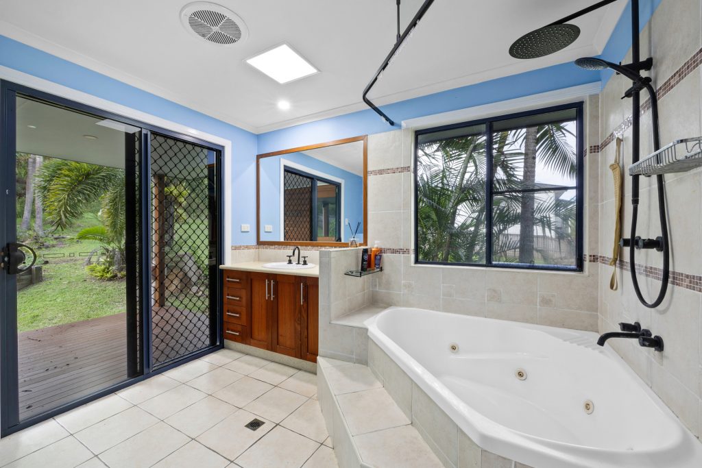 124 Haliday Bay Road, Haliday Bay, QLD 4740 AUS