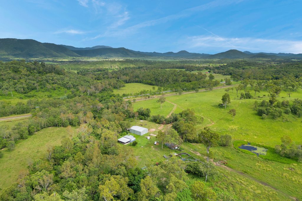 7758 Bruce Highway, Bloomsbury, QLD 4799 AUS