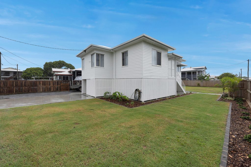 20 Steen Street, South Mackay, QLD 4740 AUS