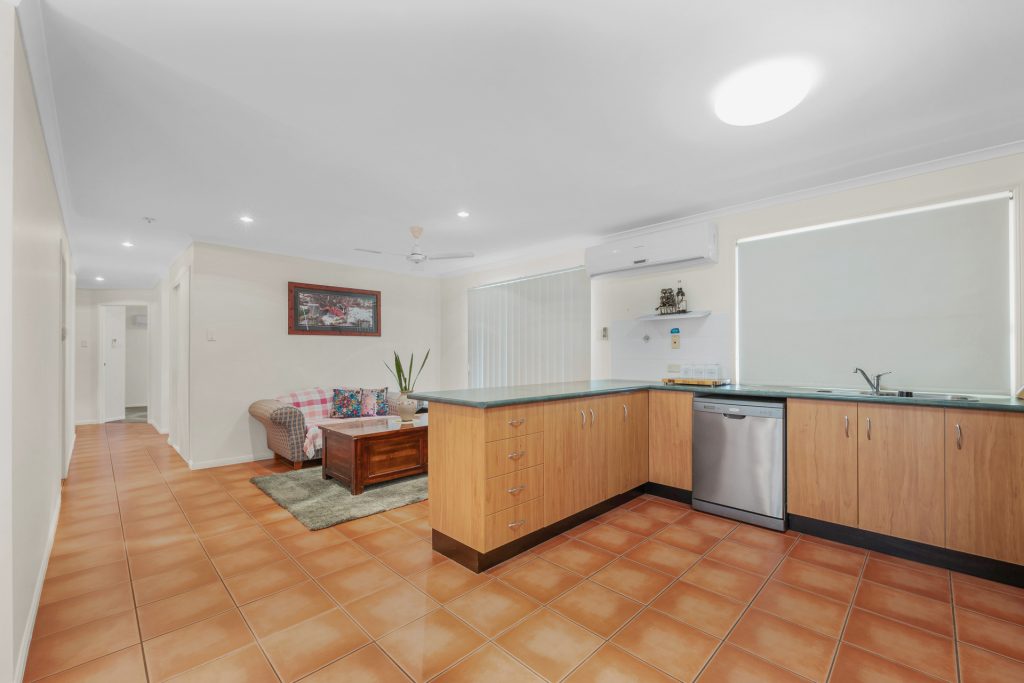 20 Nautilus Parade, Bucasia, QLD 4750 AUS