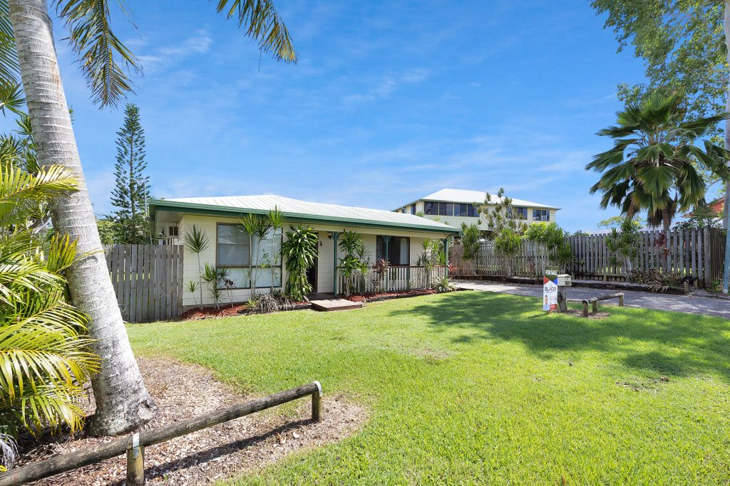 6 Murphy Street, Seaforth, QLD 4741 AUS