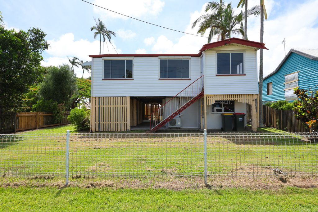 16,18 Mcintyre Street, East Mackay, QLD 4740 AUS