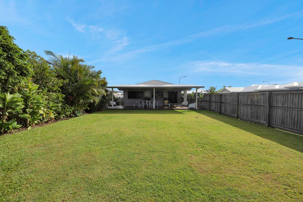 18 Darcy Boulevarde, Beaconsfield, QLD 4740 AUS