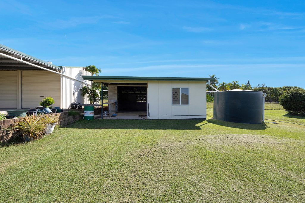 1141 Sarina Beach Road, Sarina Beach, QLD 4737 AUS