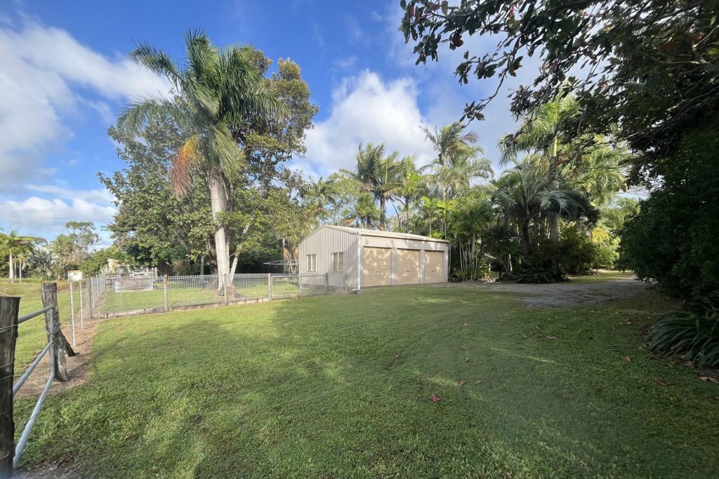 113 Peak Downs Highway, Walkerston, QLD 4751 AUS