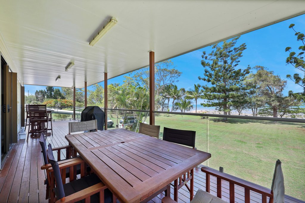 22 Murray Road, St Helens Beach, QLD 4798 AUS