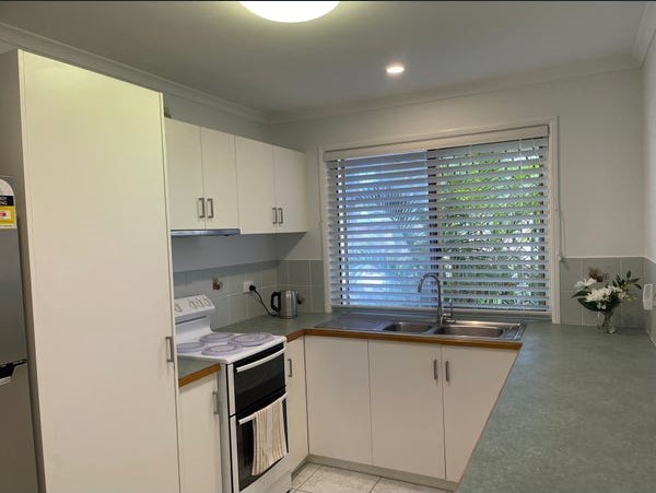 112 Emperor Drive, Andergrove, QLD 4740 AUS