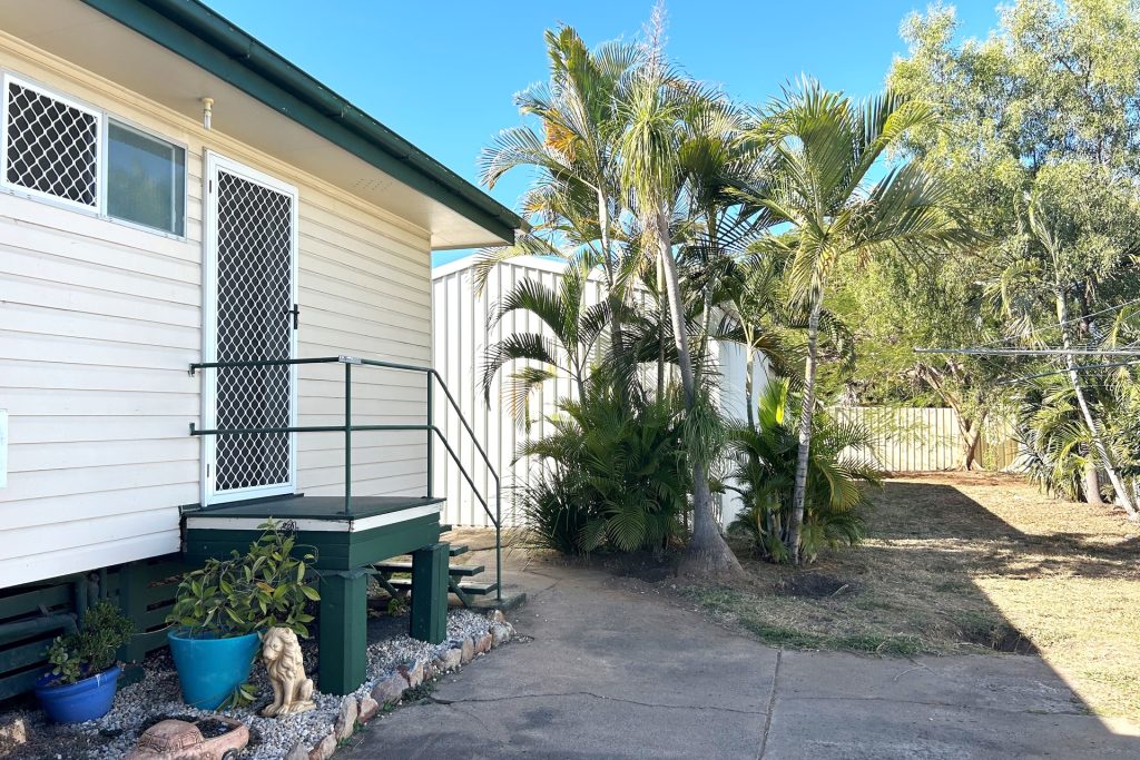 14 Singleton Street, Dysart, QLD 4745 AUS