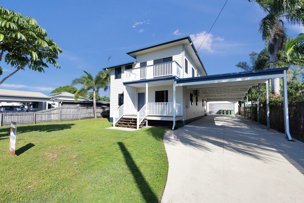 61 McKenney Street, South Mackay, QLD 4740 AUS