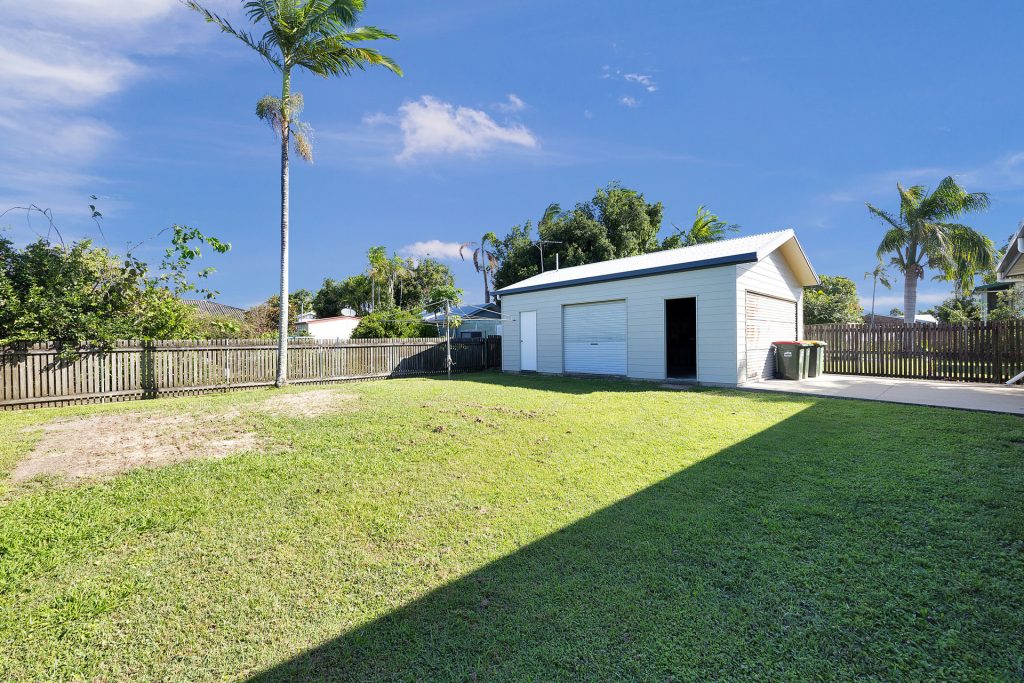 61 McKenney Street, South Mackay, QLD 4740 AUS