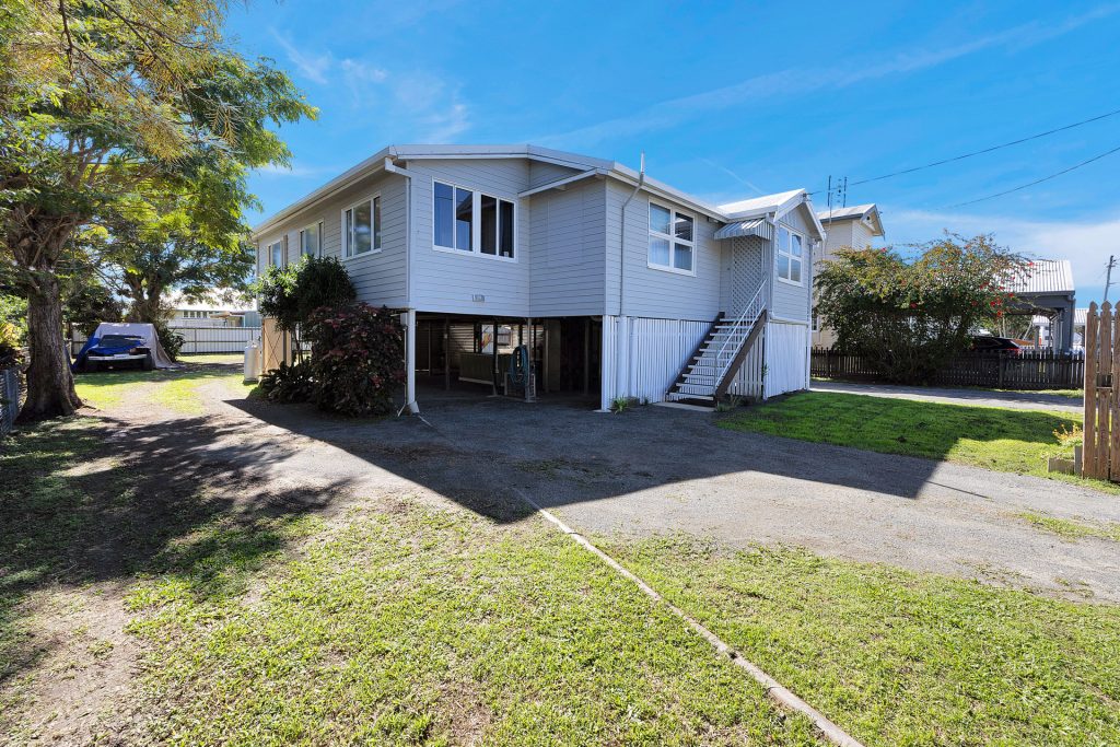 16 Hinton Street, Mackay, QLD 4740 AUS