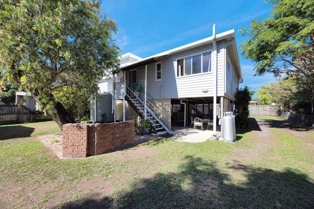 16 Hinton Street, Mackay, QLD 4740 AUS