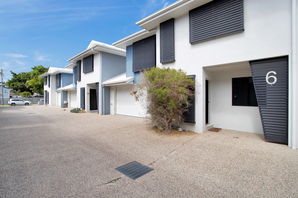 5/235 Evan Street, South Mackay, QLD 4740 AUS