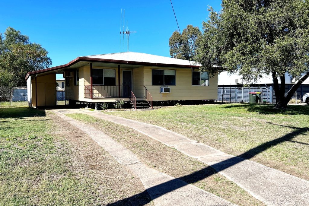 41 Beardmore Crescent, Dysart, QLD 4745 AUS