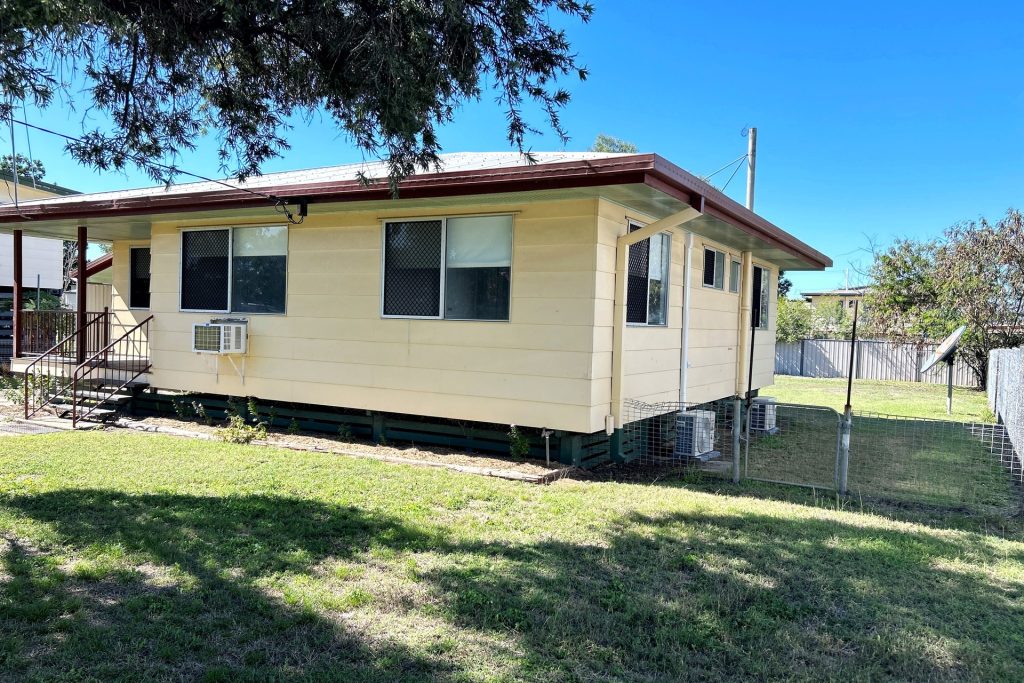 41 Beardmore Crescent, Dysart, QLD 4745 AUS